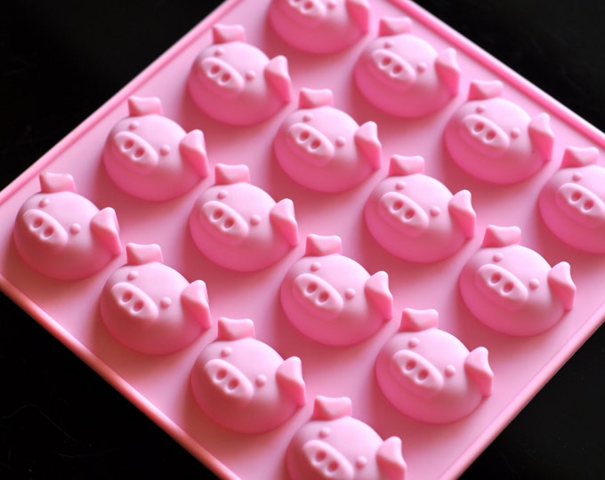 16 Cute Piggy Silicone Molds Cake Cookie Chocolate Candy Mould