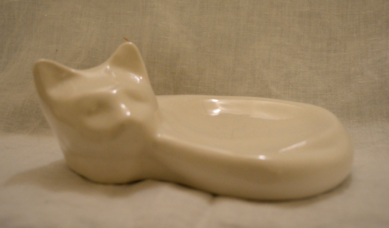 Vintage White Ceramic Cat Dish Soap Jewelry