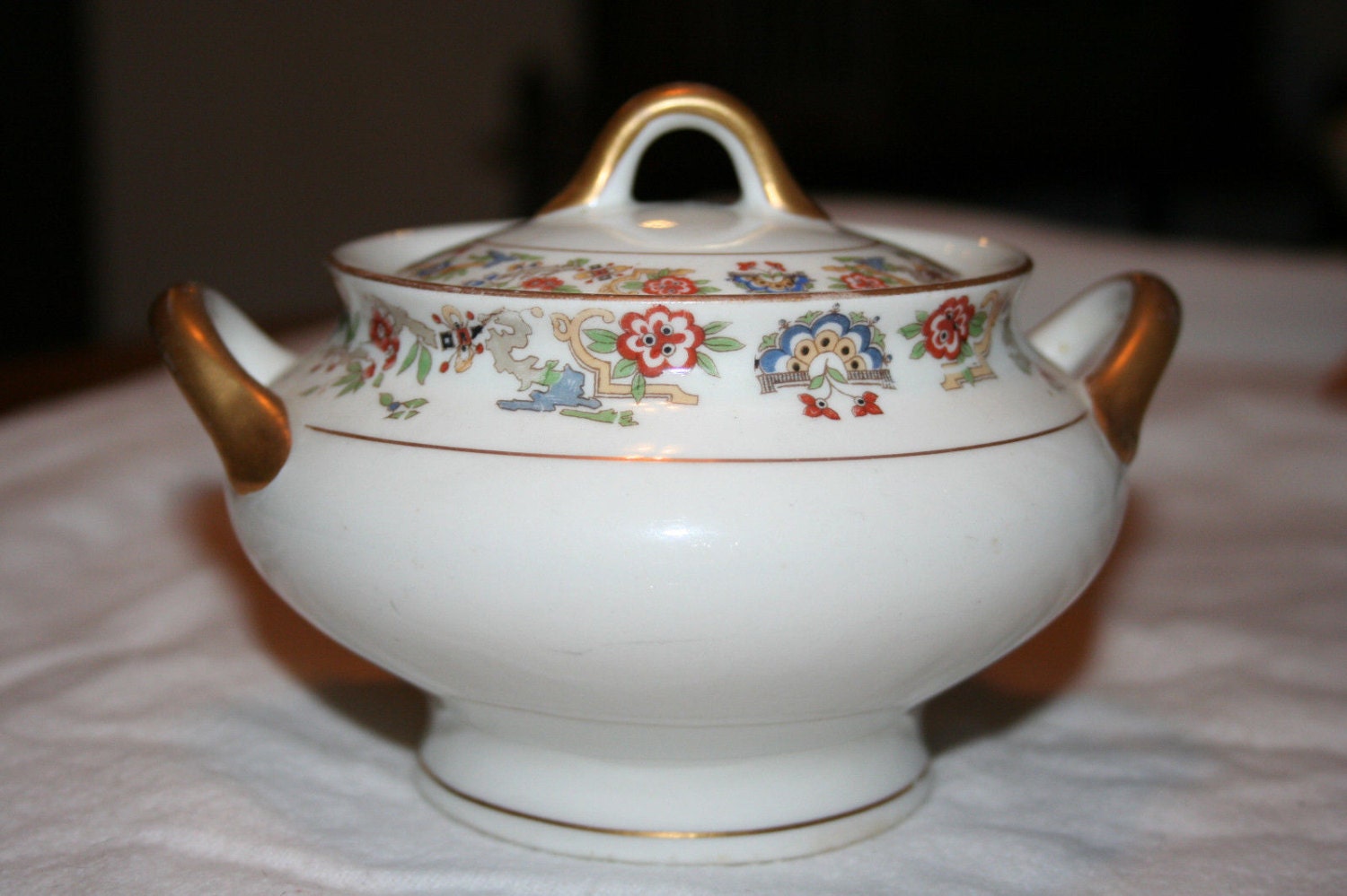 O.P. CO. Syracuse China Oriental Sugar Bowl Floral