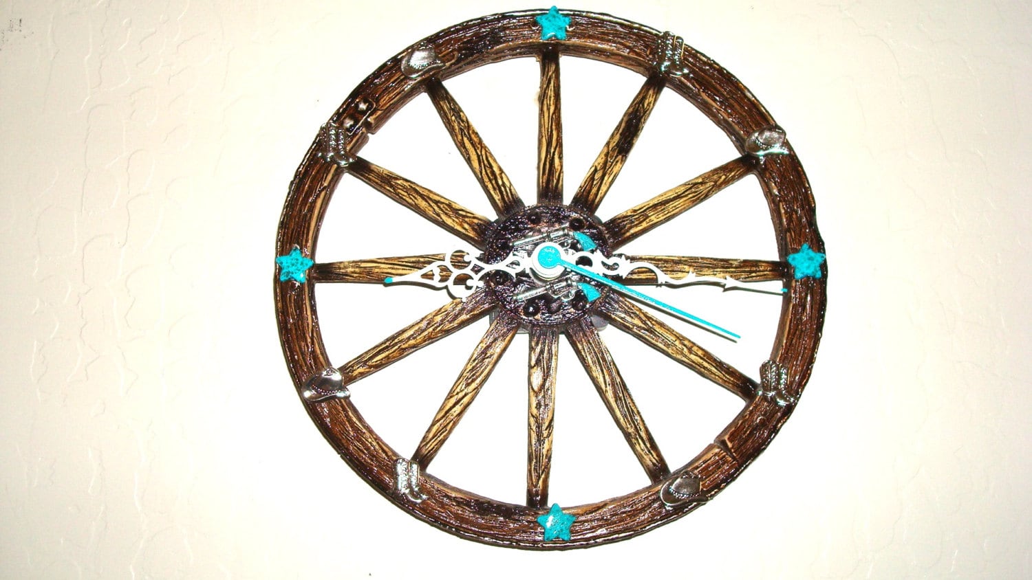 Wagon Wheel.Western/Southwest Clock by dccreations1 on Etsy