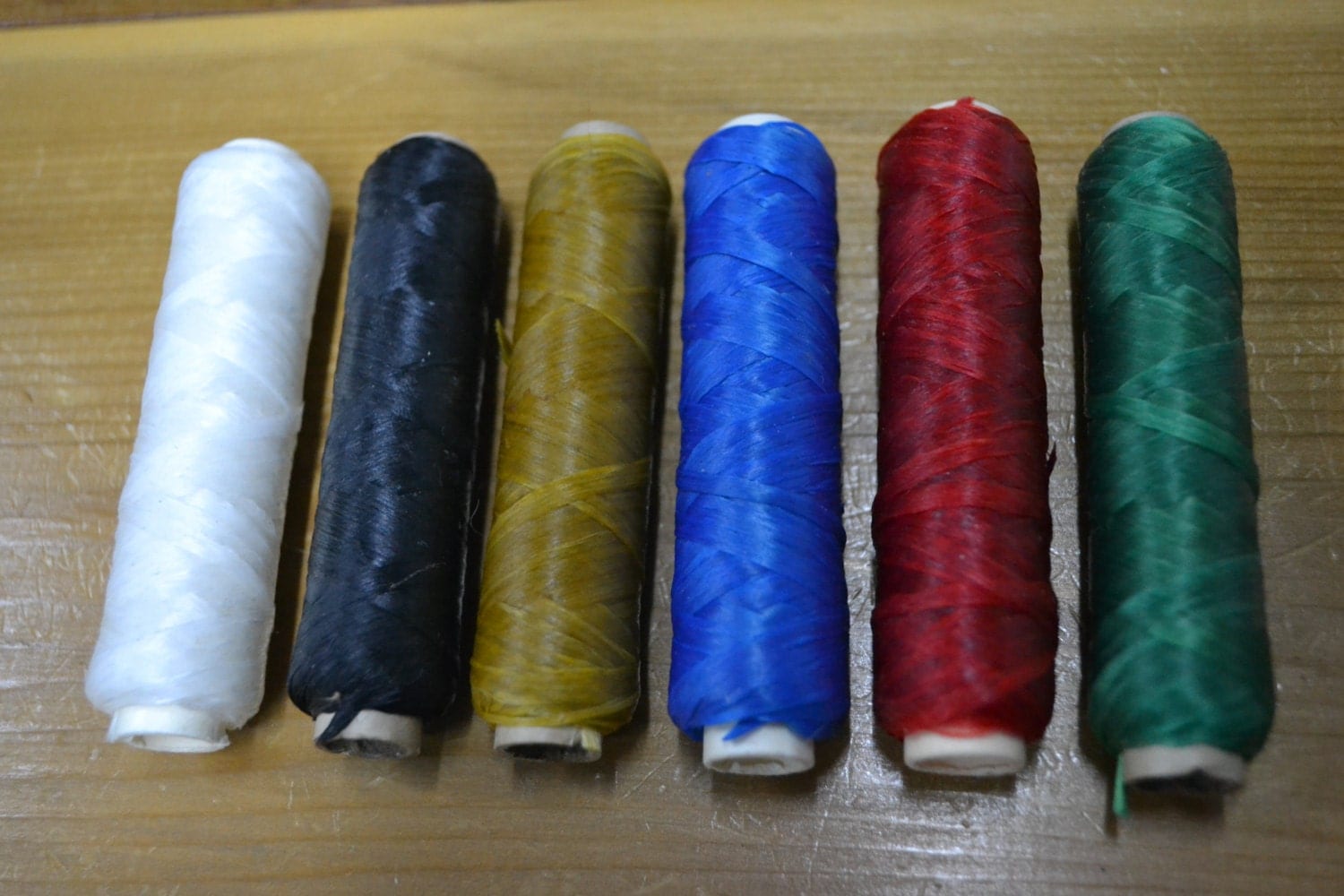 Sinew Artificial Thread 20 yards US made beadwork dream