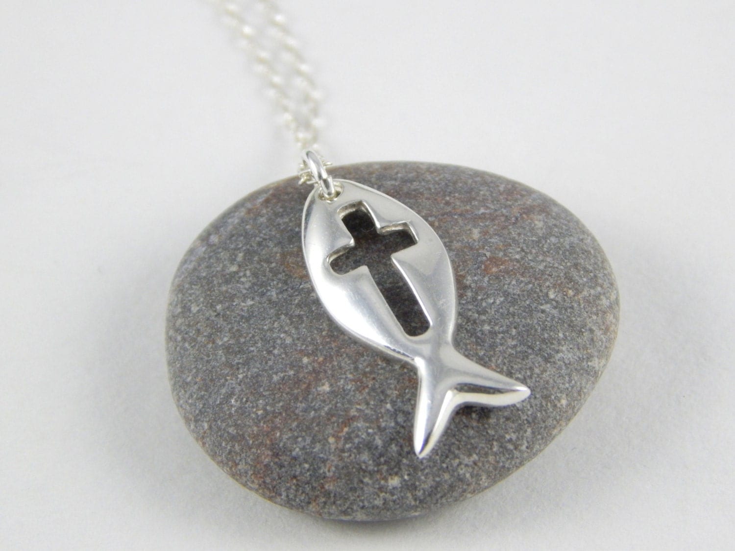 Silver christian fish necklace Ichthus ichthys religious