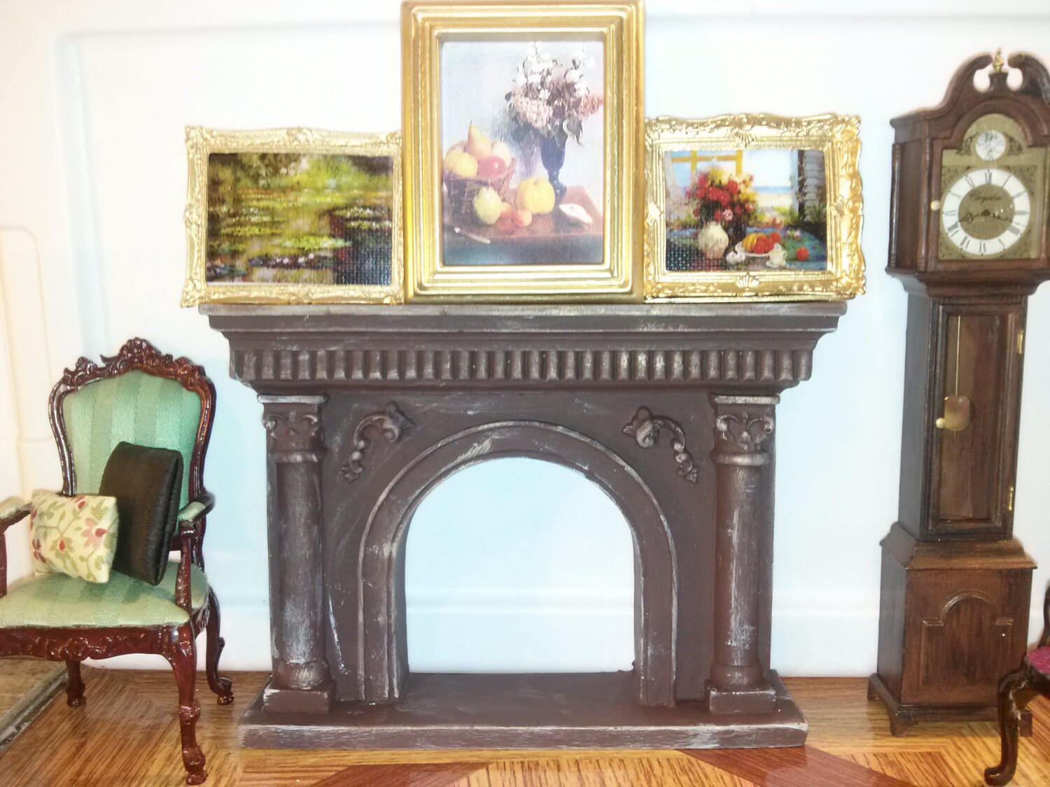 High Quality dollhouse furniture living room by FlipThisDollhouse