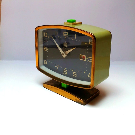 Vintage lime green Melux mechanical alarm clock Made In Italy