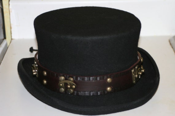 Adjustable Leather STEAMPUNK HAT BAND With Swing Bag Clasps by SteampunkAndLeather steampunk buy now online