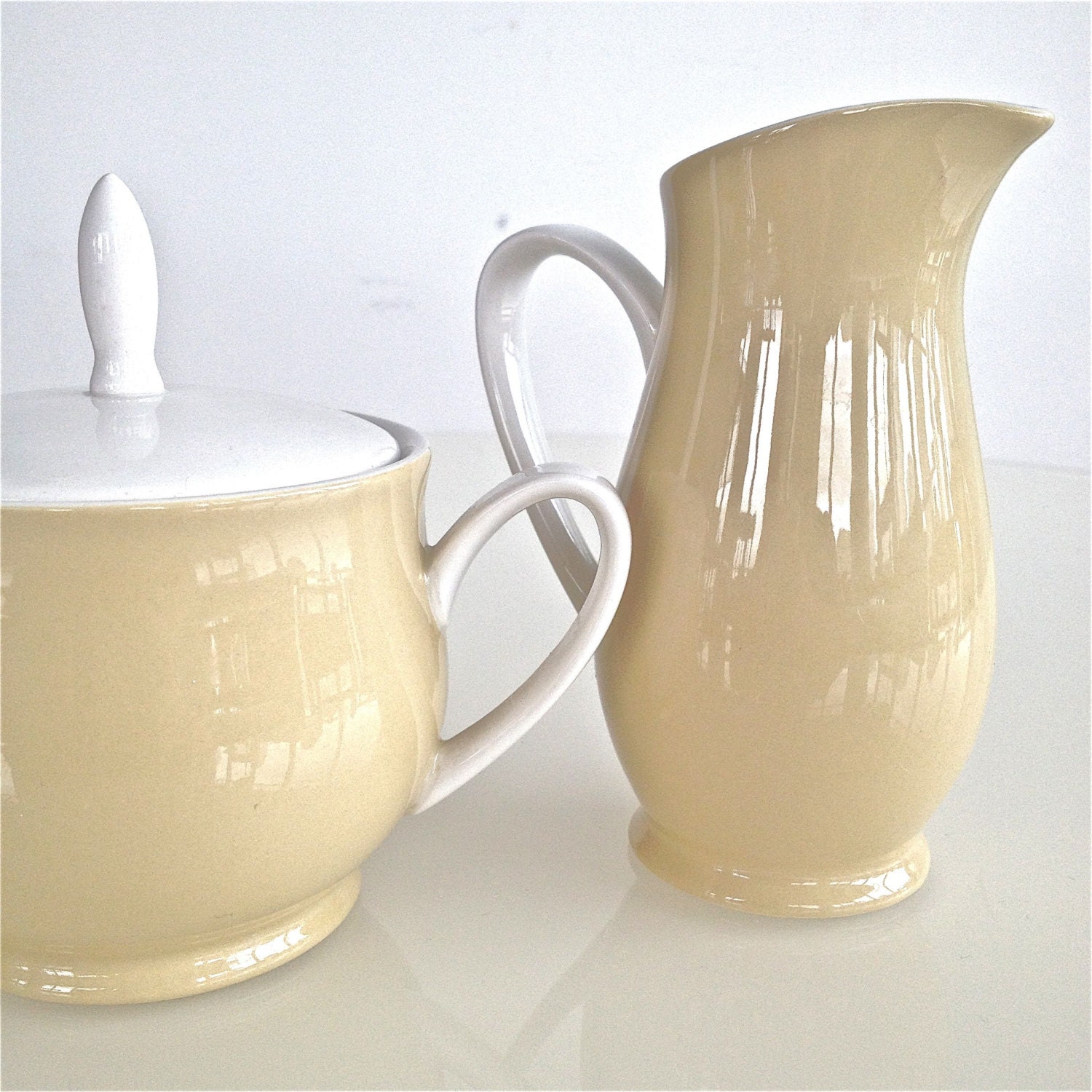 Kokura Ware Iron Stone Buffton pattern by Mymidcenturybungalow