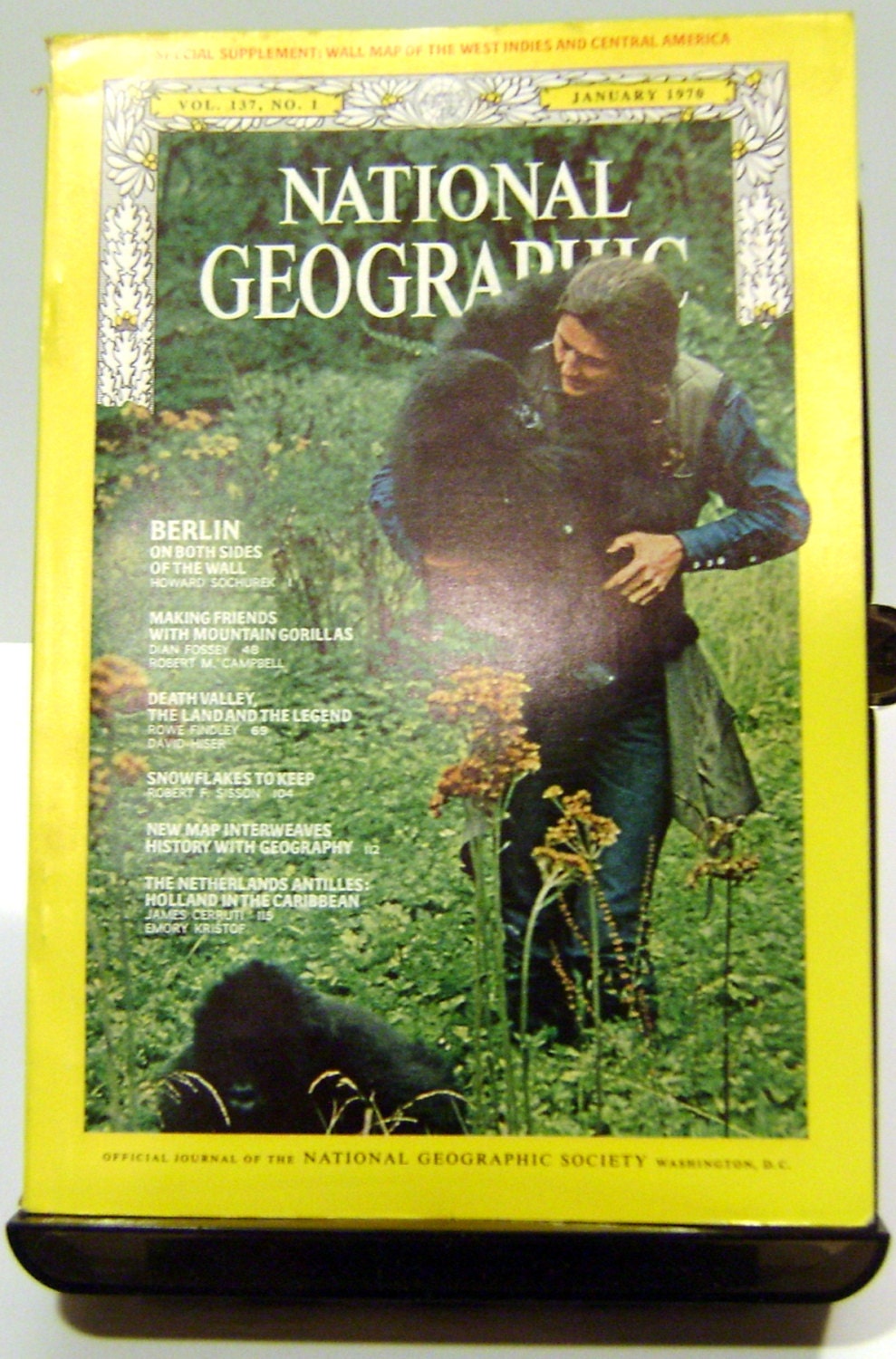 Vintage National Geographic Magazine January by LuxeLiquidation