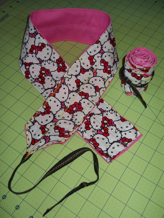 HELLO KITTY Strength Wraps REVERSIBLE