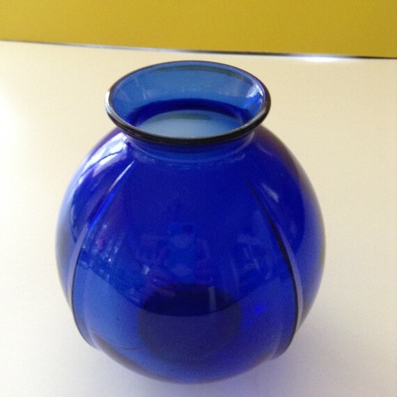 Blue Cobalt Small Round Vase w/Vertical Ribs and by TreasureHaven2