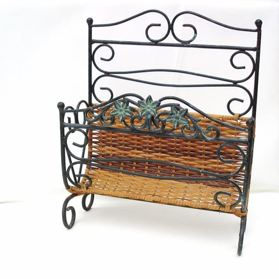 holder towels rolled for Storage Wicker Rack Magazine Iron Magazine Holder Basket Vintage