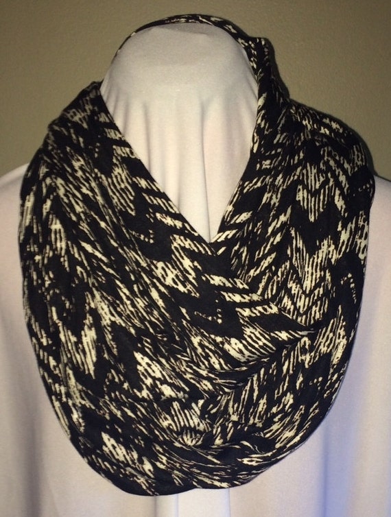 Black and White Abstract Chevron Print Extra Long Infinity Scarf