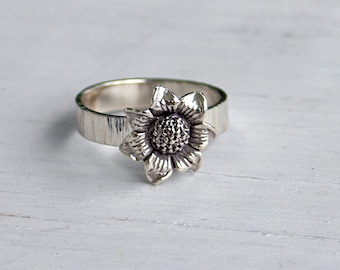 Sterling silver sunflower ring, statement ring, botanical ring, women, eco friendly, bridesmaid gift, wedding, bridal gift, band,