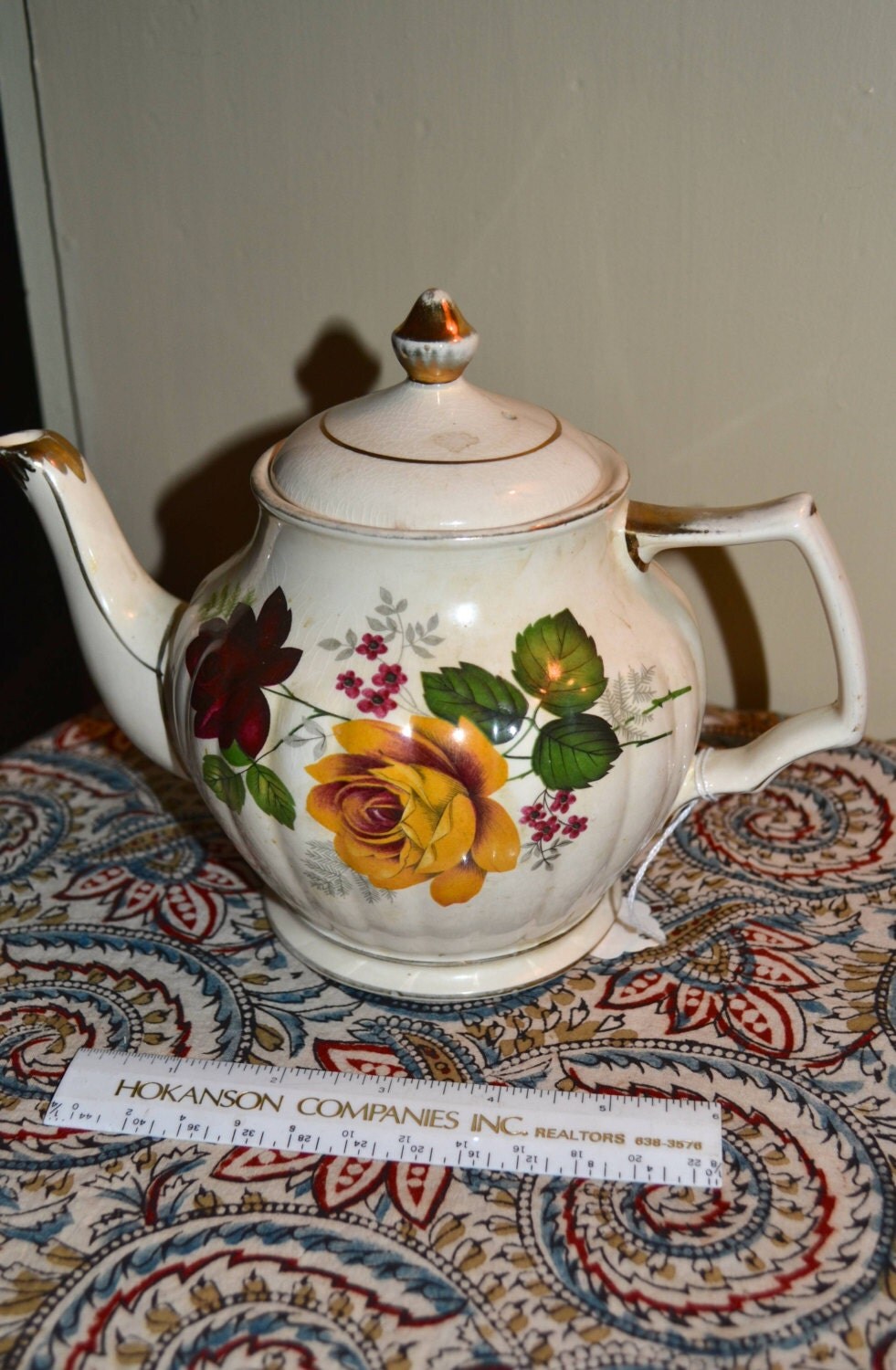 Sadler England Cabbage Rose Teapot Handsome Ribbed Design Haute Juice