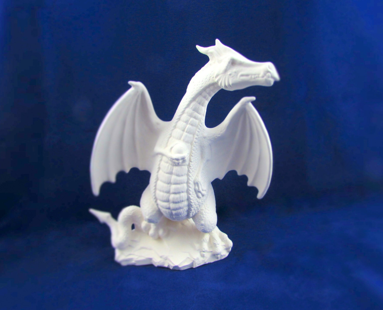 Ceramic Ready To Paint Dragon Holding A Sphere 9 25 Inches