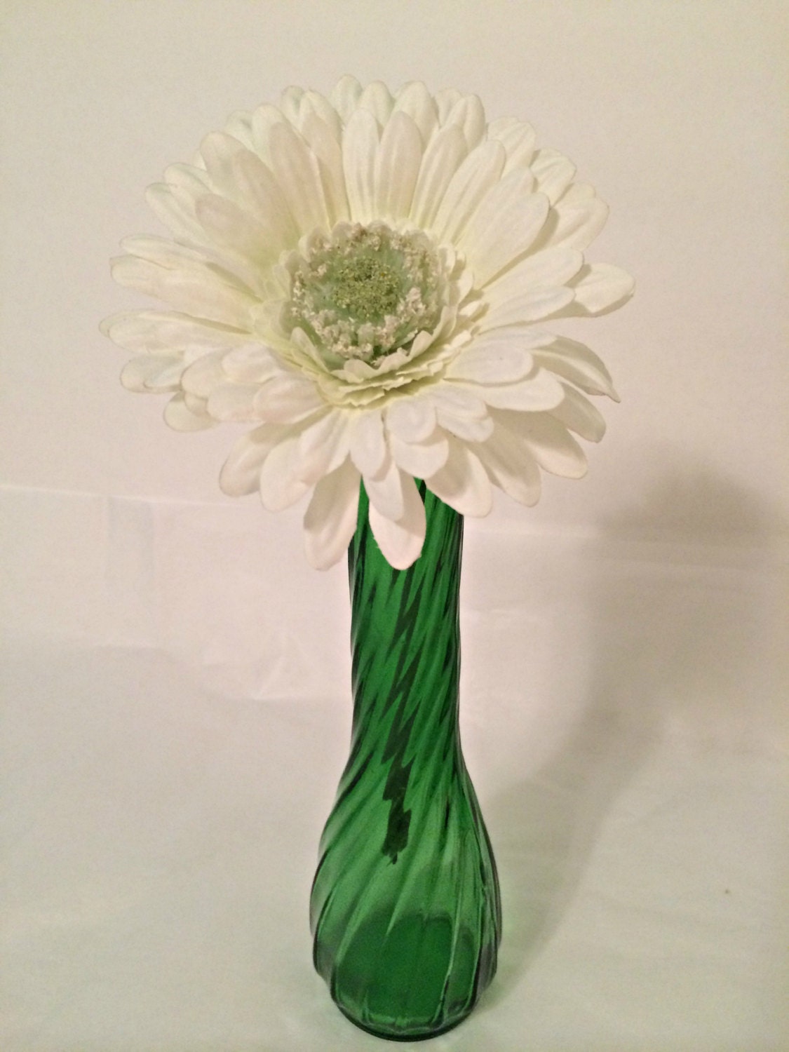 Vintage green flower vase green glass ribbed design