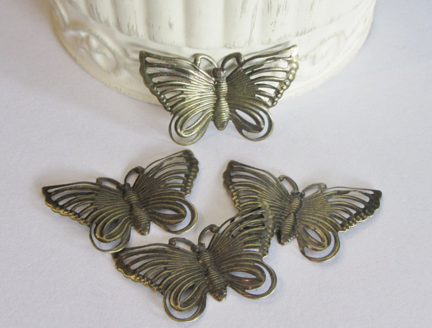 4 Filigree Metal Embellishments for ScrapbookingCard