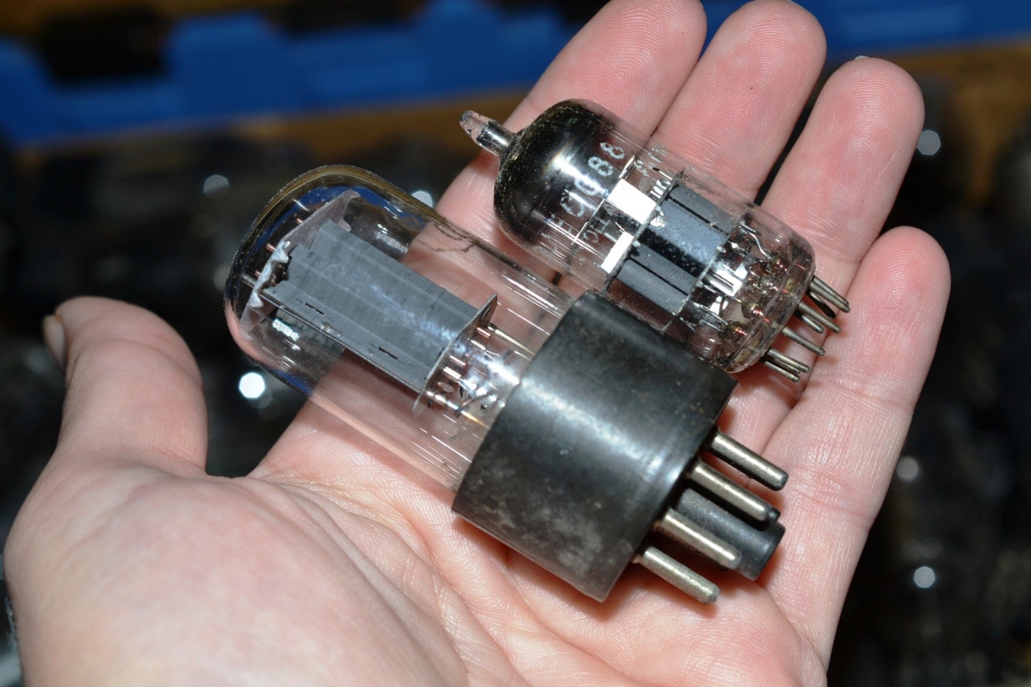 Huge Electronic Tubes Lot Wholesale Lot Electronic Vacuum Tube