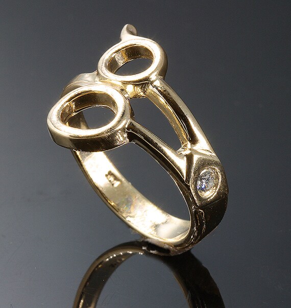14K Gold Barber Shears ring with Diamond by CavalloFineJewelry