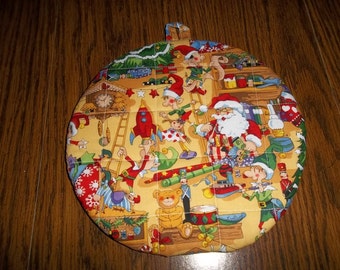 Hot Pads Quilted Santa's Work Shop Christmas Round Pot Holder Cotton Fabric 9 Inches Double Insulated Trivet
