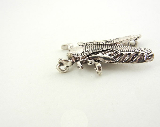 Triple Link Fly Charm Antique Silver-tone