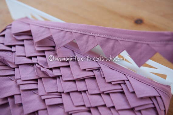 Mauve Prairie Points -  Vintage Trim New Old Stock Edging Edging Ruffle Quilts (Reserved)