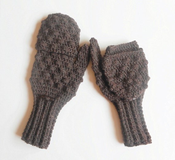Convertible Mittens in Mink Brown.