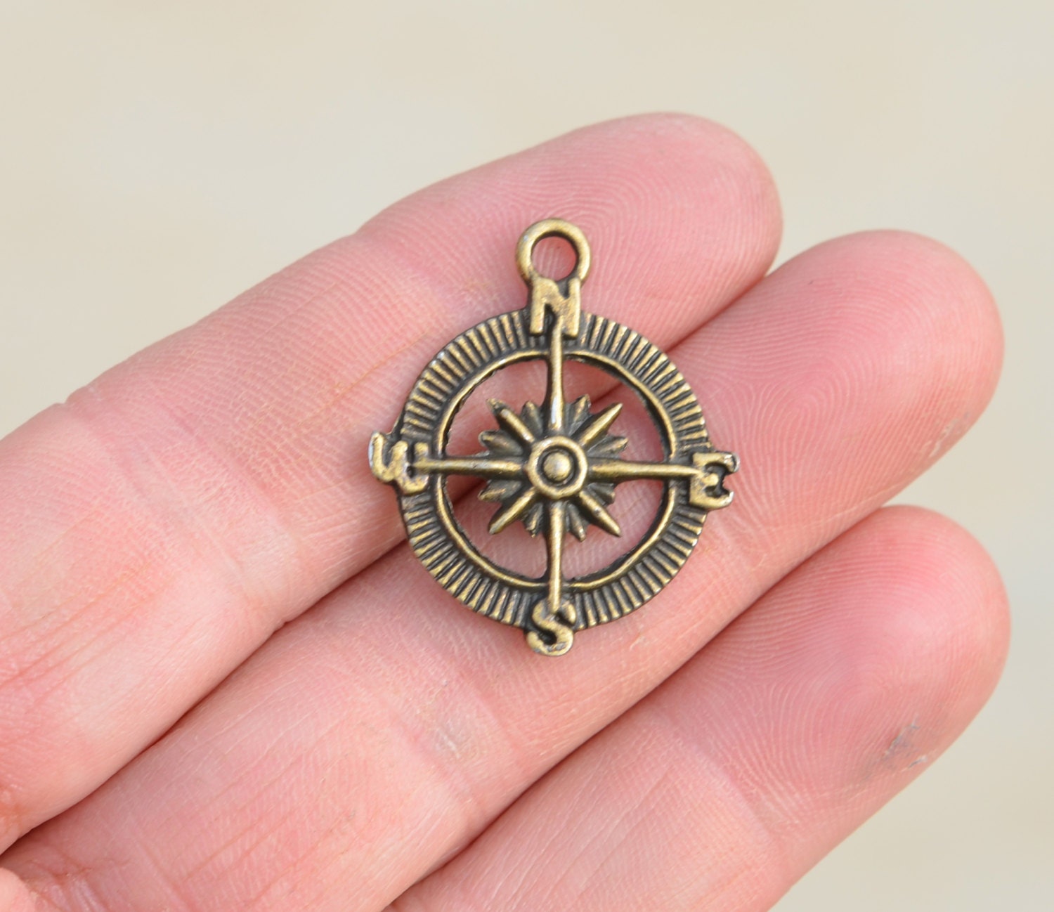 BULK 50 Antique Bronze Compass Charms BC3488