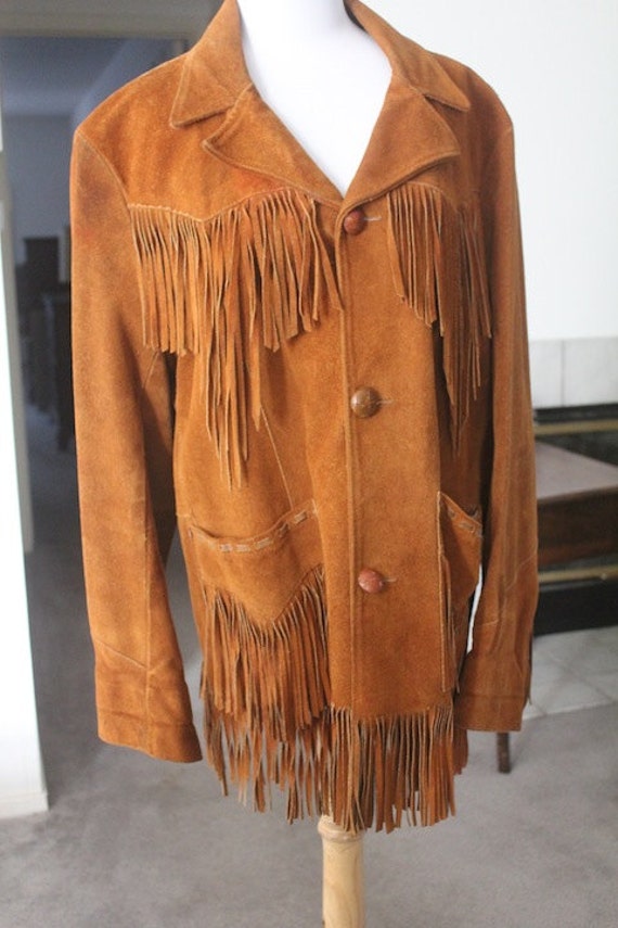 Daniel Boone Fringed Suede Men's Jacket 1960s by bunnyjoiedevie