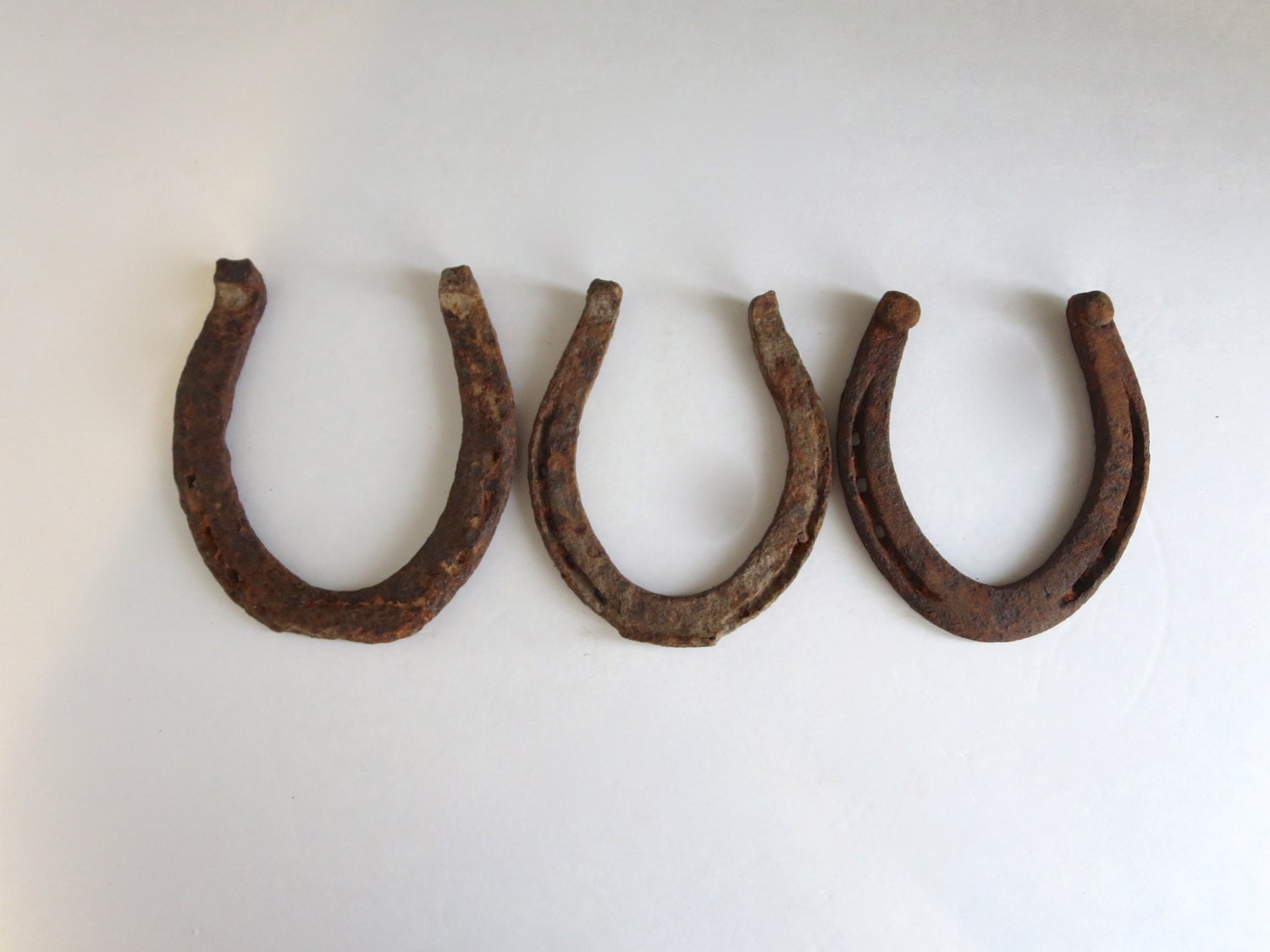 3 vintage horse shoes antique horse shoes rustic horse