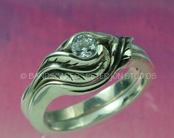 Alpine lily wedding ring set