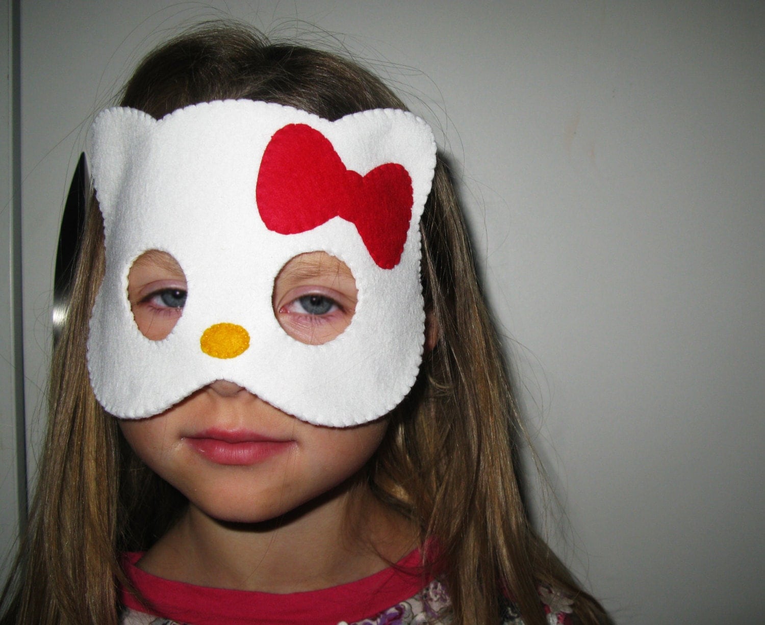 White felt cat mask for kids handmade kitty party favor