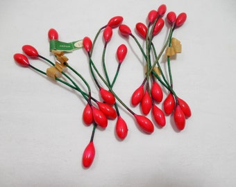 Vintage Berry Stamens for Wreath Making, Millinery, Crafting, Christmas Projects... Made in Japan, NEW/OLD Stock
