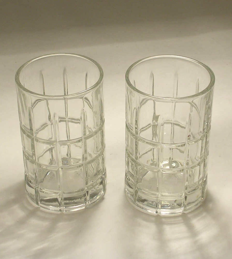 Anchor Hocking Juice Glasses in the Tartan Clear by JohnGermaine