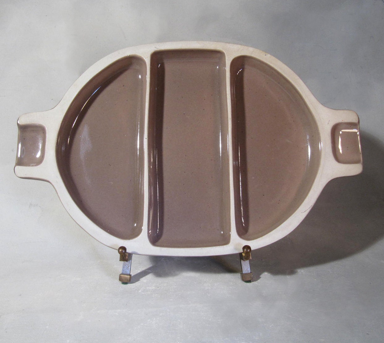 Bennington Potters, David Gil, Dutch Oven or Caserole Lid, divided