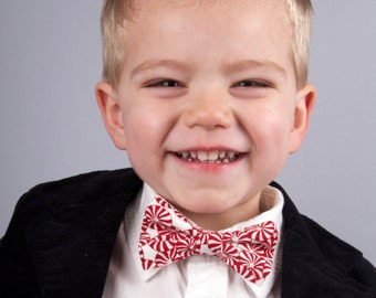 Peppermint bow tie, christmas bow tie, holiday bow tie, candy bow tie, boy's bow tie, men's bow tie, pre-tied bow tie, kids bow tie, bowtie