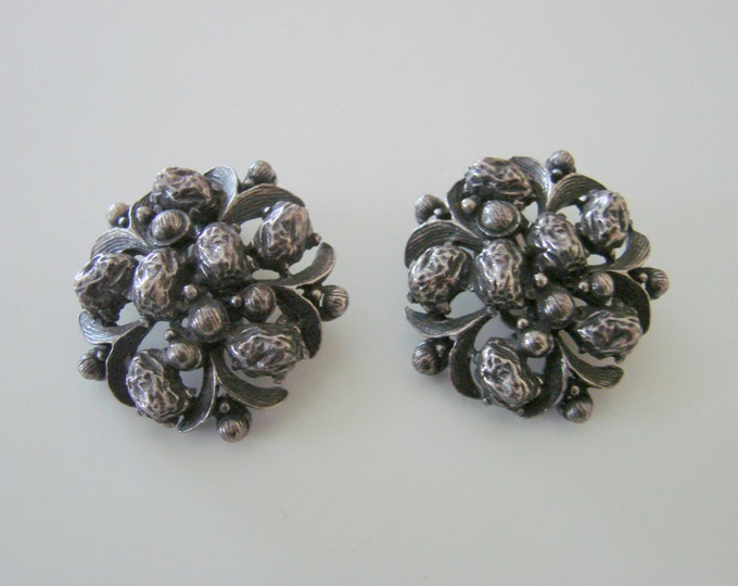 Florenza Renaissance Revival Clip Earrings / Designer Signed / Antique Silver Tone / Vintage Jewelry / Jewellery