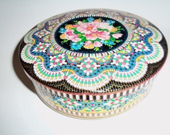 Vintage 8" Daher Design Tin Container storage sewing Embossed Mosaic Look Made in England