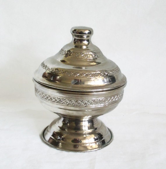Pedestal bowl with lid vintage metal dish silvertone Ornate