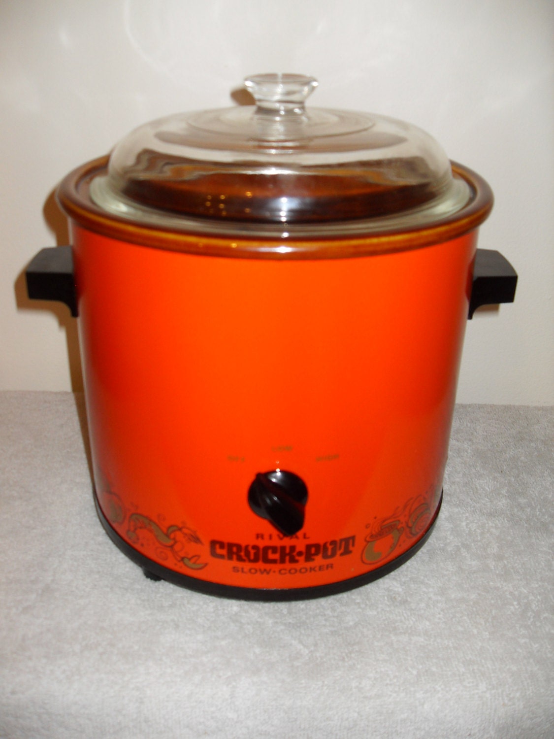 Vintage retro Rival Orange Crock pot Slow Cooker