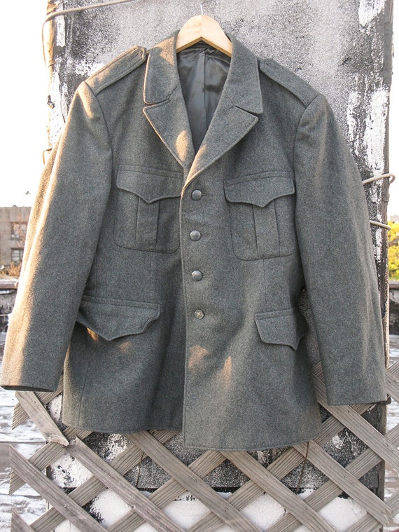 Vintage SWISS ARMY Military Officer 100 WOOL Jacket w/ Metal