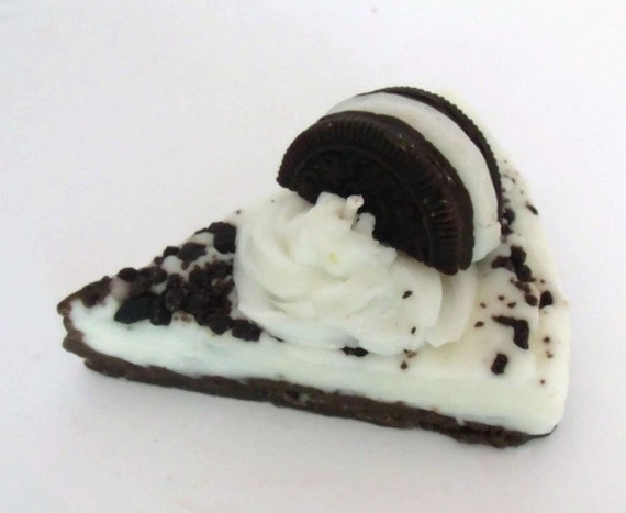 Oreo Ice Cream Pie Candle by CandlelitDesserts on Etsy