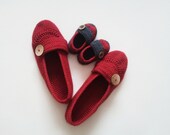 Mom and Baby Gift Set / Mother and Son or Daughter  Booties Set / Red Slippers /  Gifts for new Moms