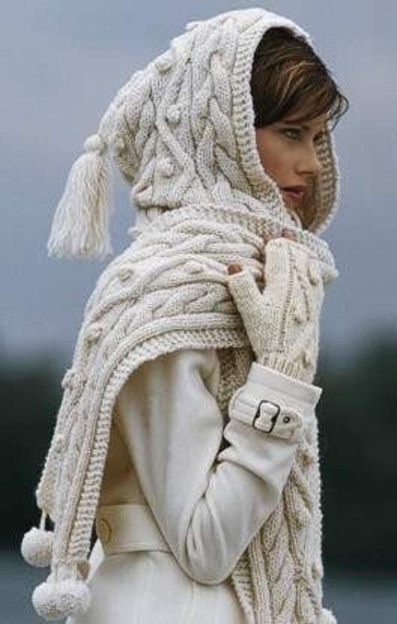 Promo Hand Knit 100 MERİNO WOOL White hooded SCARF , Chunky cable pure