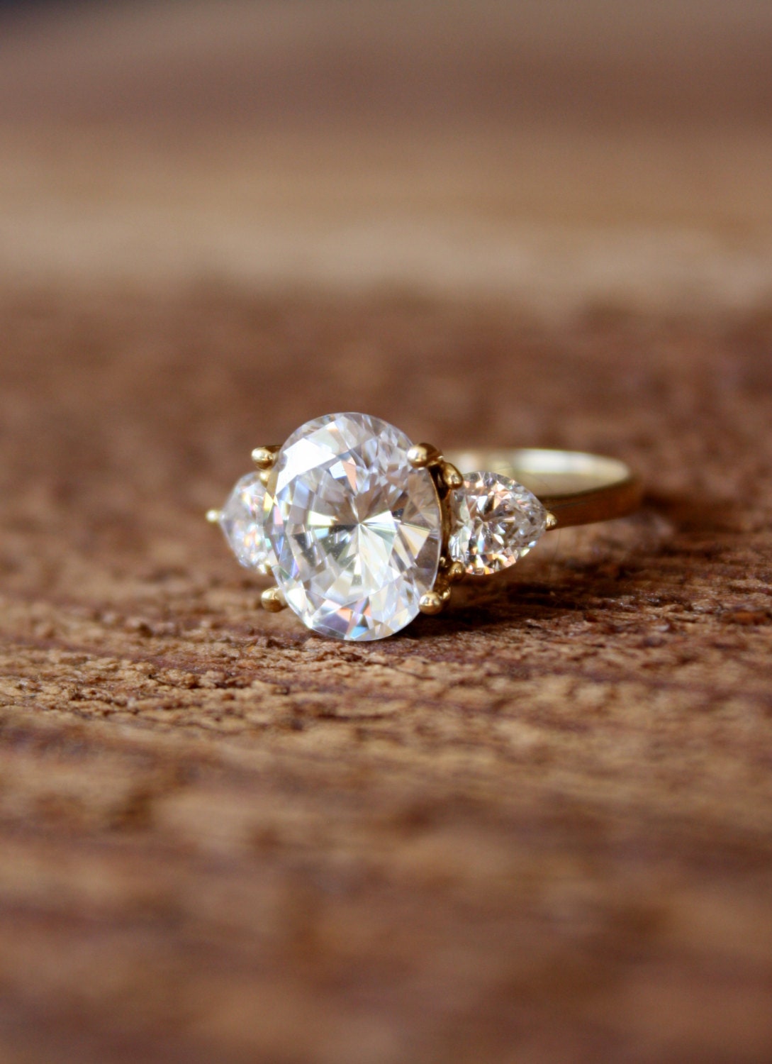 Vintage 14kt Gold Oval Cut Cubic Zirconia Engagement Ring