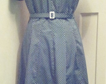 1943 French polka dot day dress
