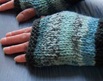 WOMANS GLOVES Womans Handknit Fingerless Gloves in Blue and Green Handknit Gloves Fall Winter Gloves Womans Accessory/DOOLIN