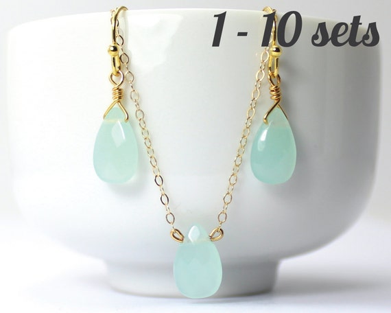 Mint Green Bridesmaid Jewelry Set - Mint Bridesmaid Jewelry - Mint Green Pendant - Bridesmaids Jewelry - Necklace and Earring Set