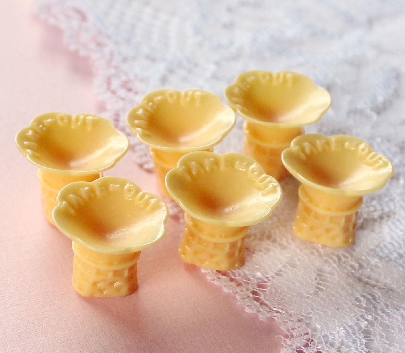 6 Pcs Yellow Take Out Ice Cream Cone Bottoms Cabochons