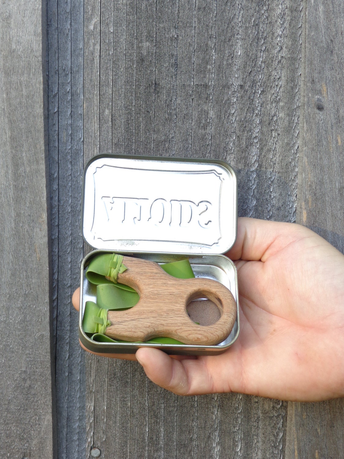 Hand made slingshot / flip