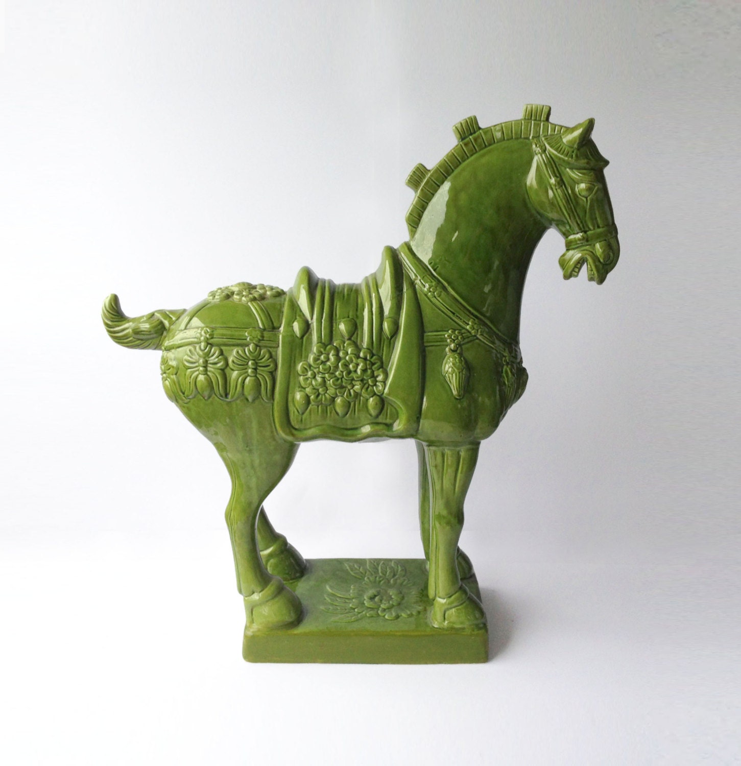 Ceramic Glazed Horse Statue Epitomizing Chinese Tang